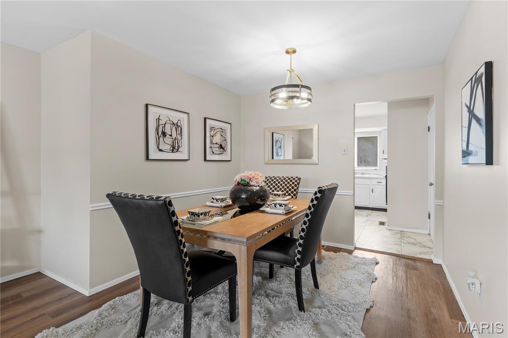 Florissant, Missouri 63034, United States, 3 Bedrooms Bedrooms, ,2 BathroomsBathrooms,Residential,Pending,132520