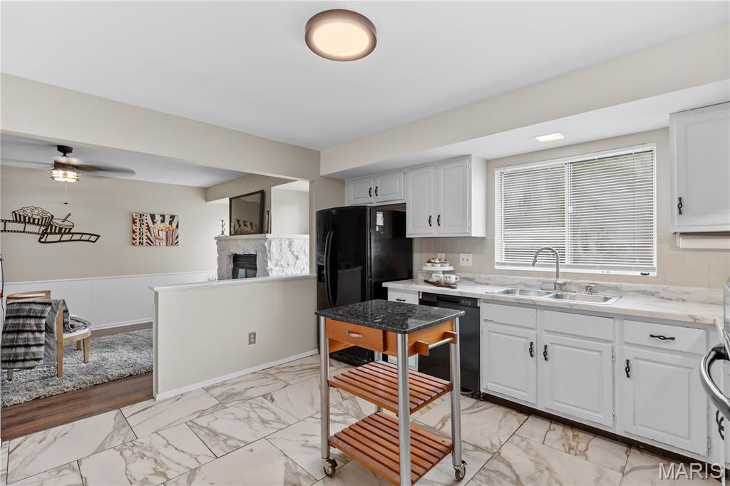 Florissant, Missouri 63034, United States, 3 Bedrooms Bedrooms, ,2 BathroomsBathrooms,Residential,Pending,132520