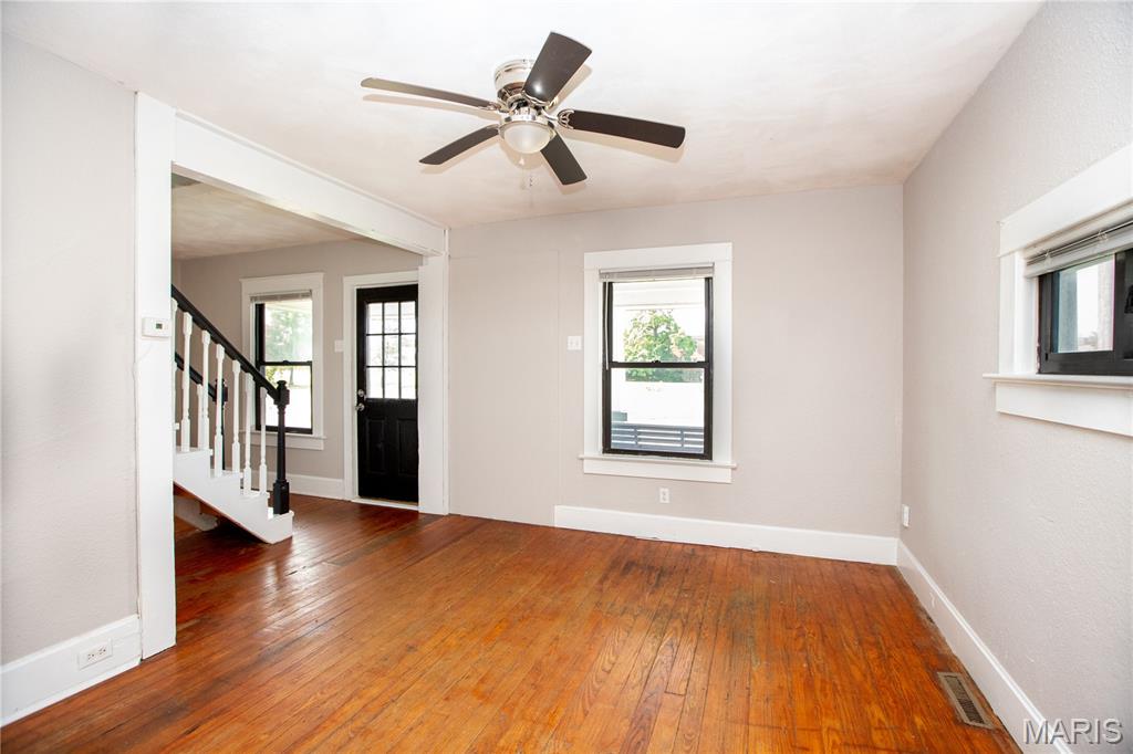 Bland, Missouri 65014, United States, 2 Bedrooms Bedrooms, ,1 BathroomBathrooms,Residential,Active,173855