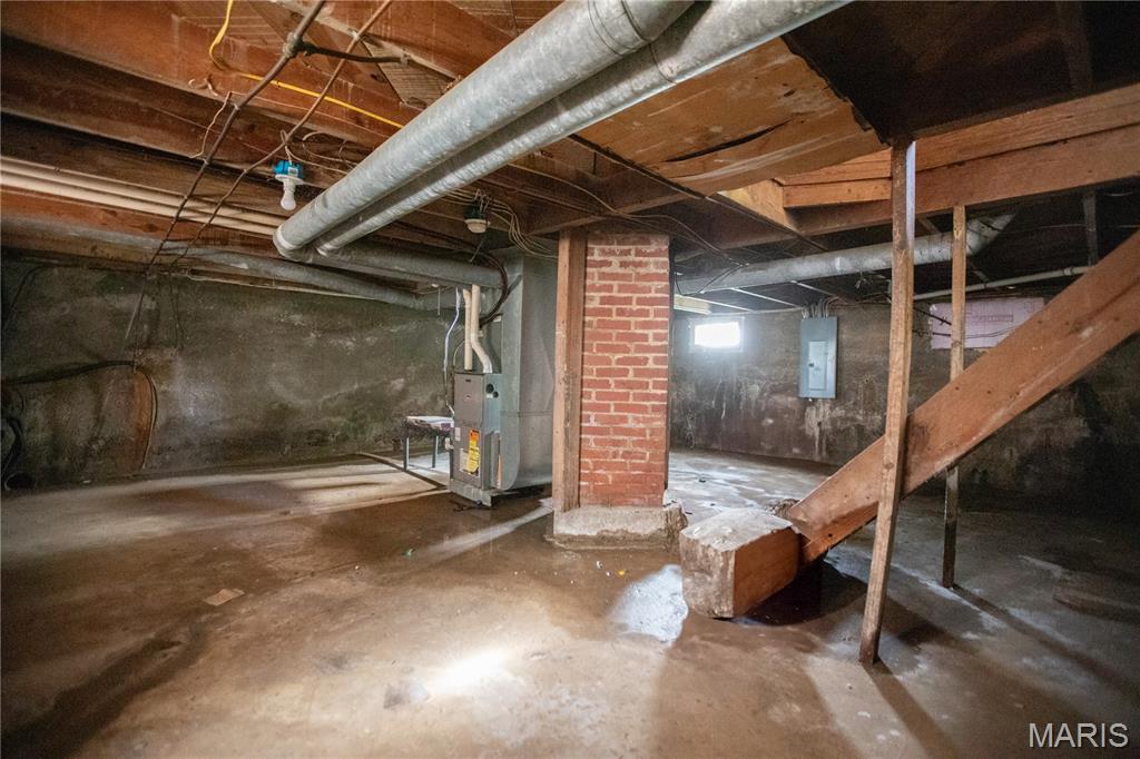 Bland, Missouri 65014, United States, 2 Bedrooms Bedrooms, ,1 BathroomBathrooms,Residential,Active,173855