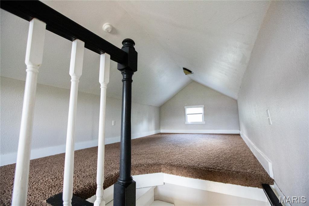 Bland, Missouri 65014, United States, 2 Bedrooms Bedrooms, ,1 BathroomBathrooms,Residential,Active,173855