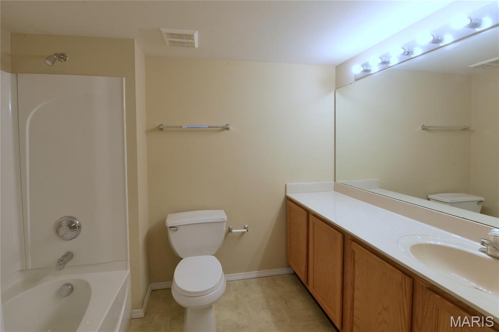 Arbor Creek Condo Seven - Residential