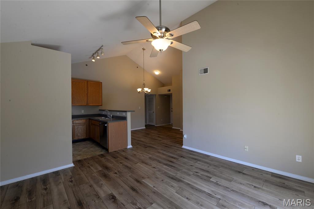 Arbor Creek Condo Seven - Residential