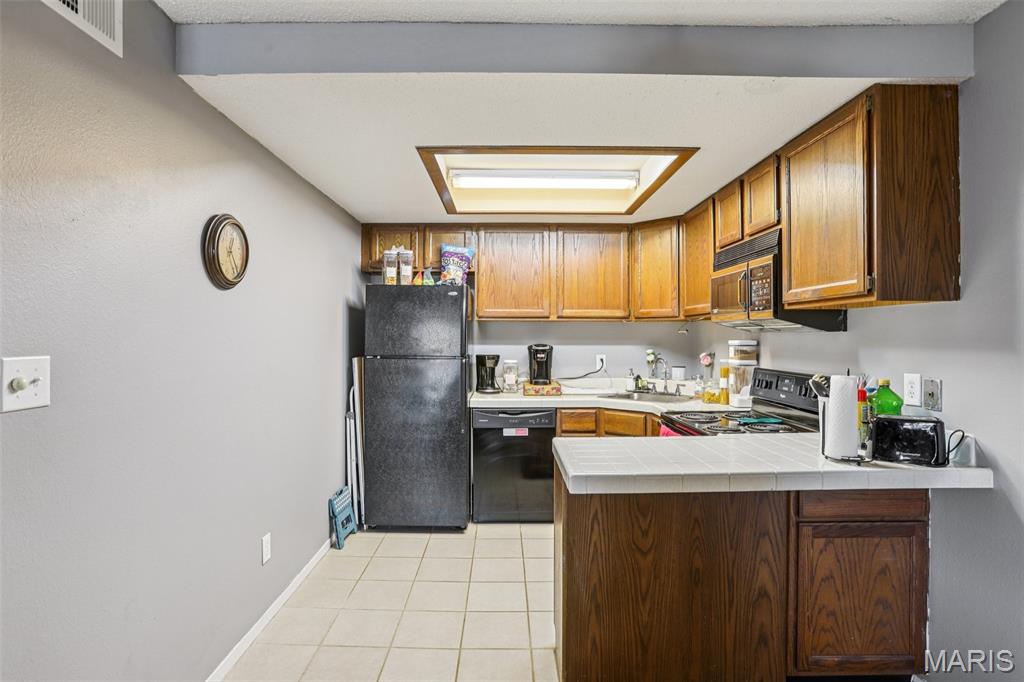 Heritage Garden Condos - Residential