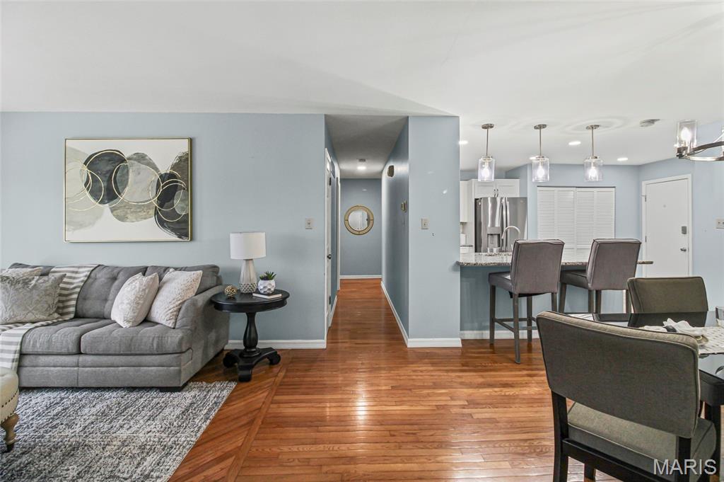 1872 Ridgeview Circle Drive