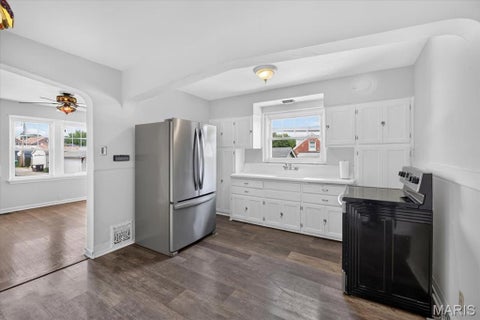 Tiny photo for 4327 Tyrolean Avenue, St Louis, MO 63116 (MLS # 26049092)