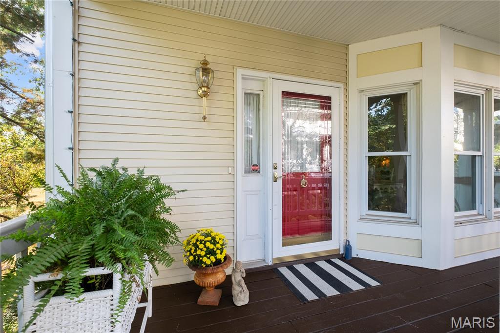 432 Reavis Place