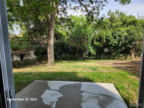 Tiny photo for 10111 Niblic Drive, Overland, MO 63114 (MLS # 26025847)