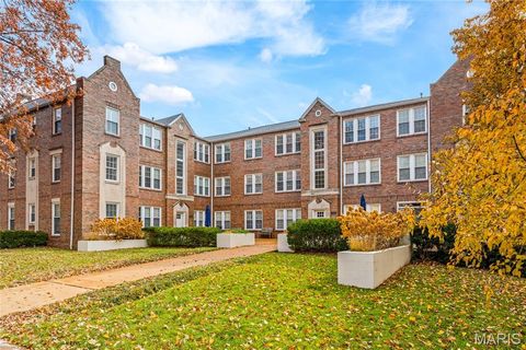 7564 Wydown Boulevard 3B Clayton MO 63105