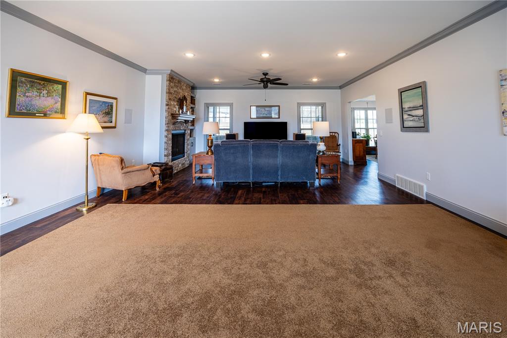 Warren Place - Residential