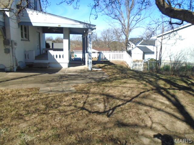 3820 N Barrington Court