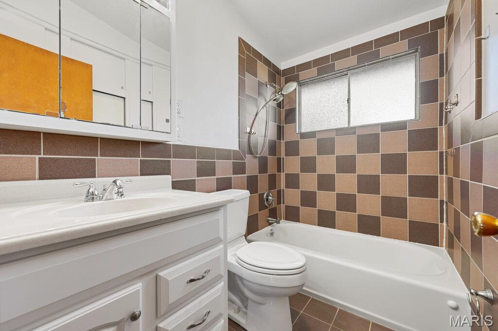 Ridgewood 4 - Residential Lease