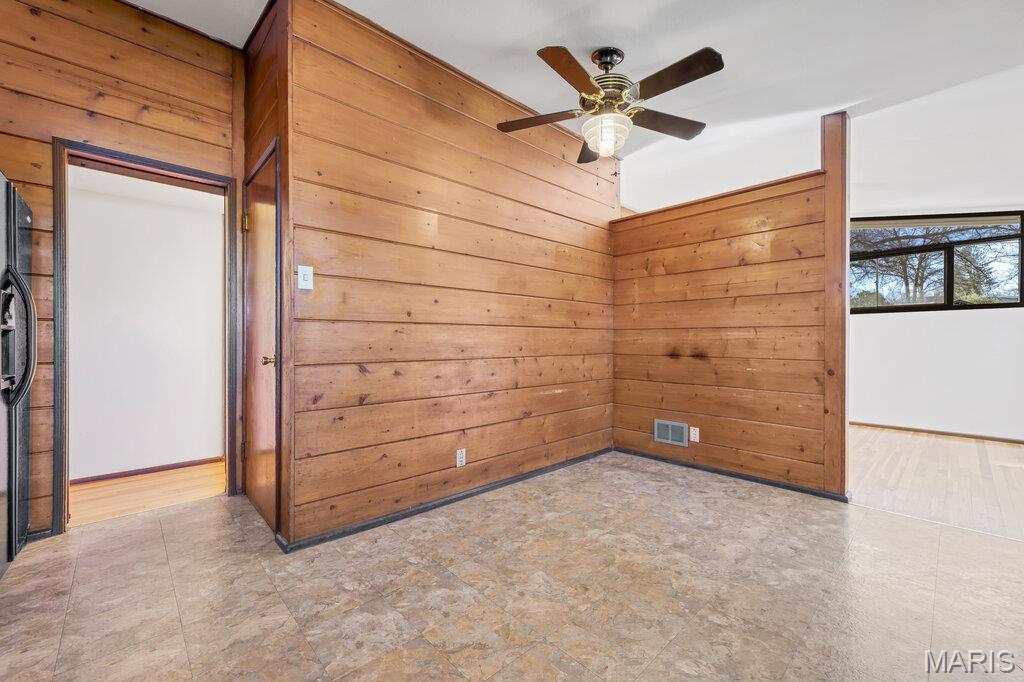 Ridgewood 4 - Residential Lease