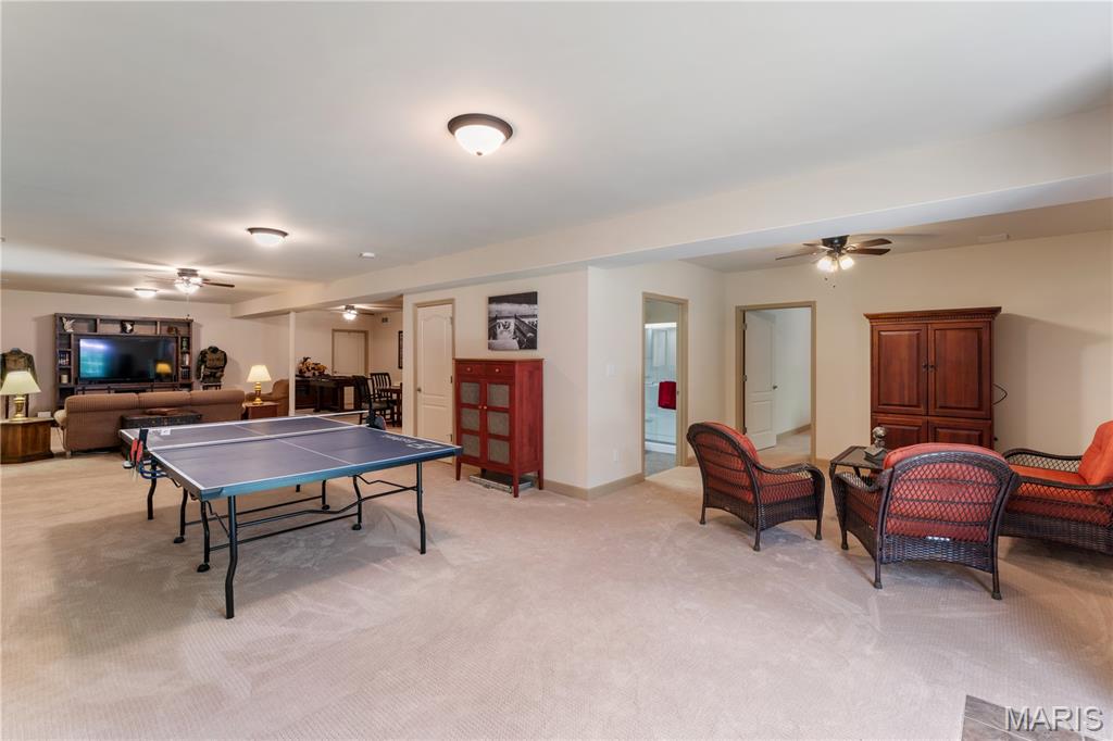 Hobbit Hollow - Residential