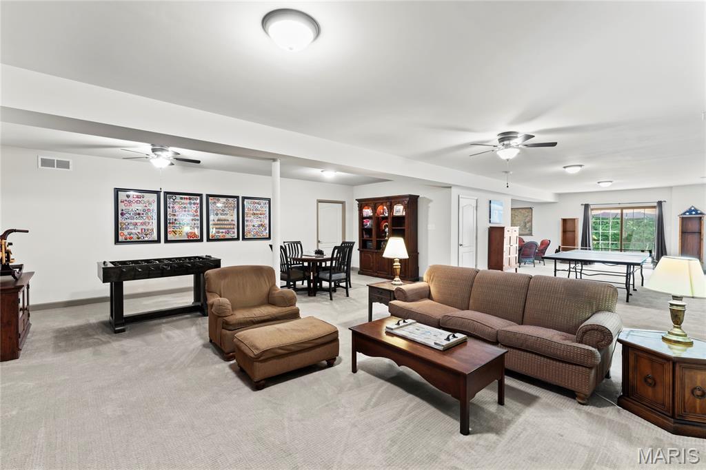 Hobbit Hollow - Residential