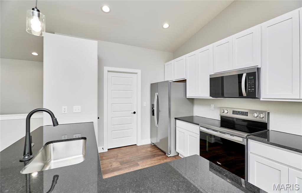 Peruque Creek Manor - Residential