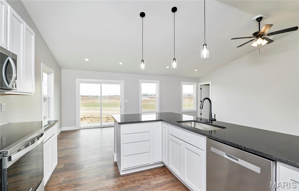 Peruque Creek Manor - Residential