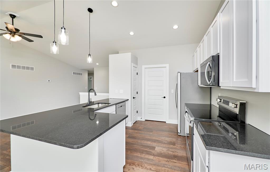 Peruque Creek Manor - Residential