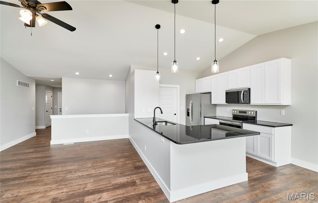 Peruque Creek Manor - Residential