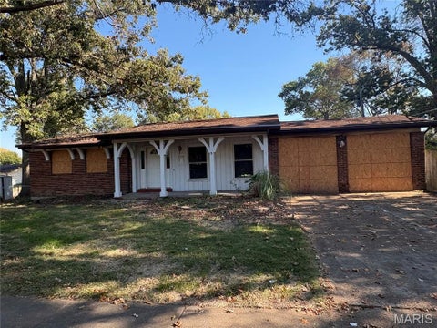 Photo of 2520 Palm Drive, Other, MO 63031 (MLS # 26068817)