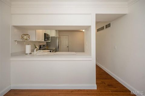 Tiny photo for 1337 Stone Run Drive, Ballwin, MO 63021 (MLS # 25082770)