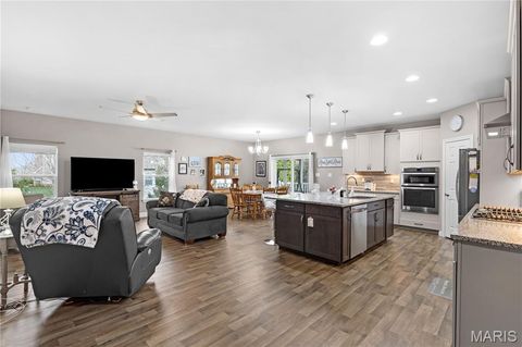 Tiny photo for 1117 Spruce Forest Drive, Lake Saint Louis, MO 63367 (MLS # 26018921)