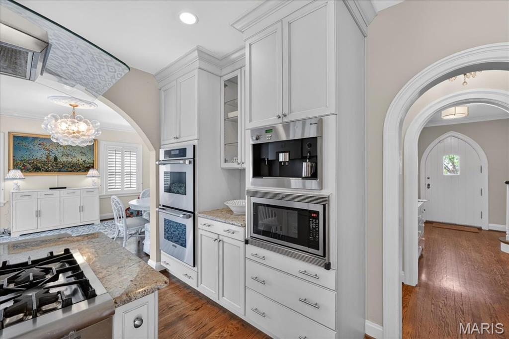 Davis Place - Residential