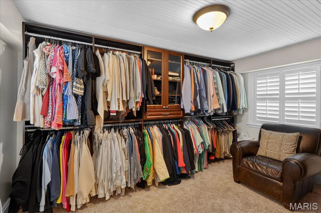 Davis Place - Residential