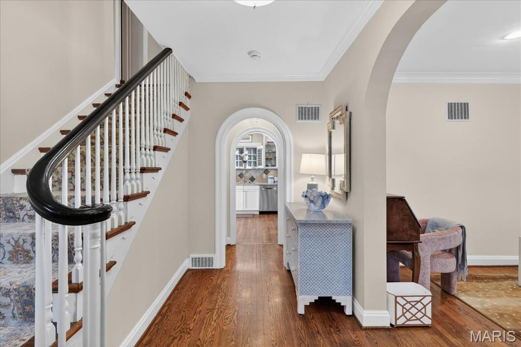 Davis Place - Residential