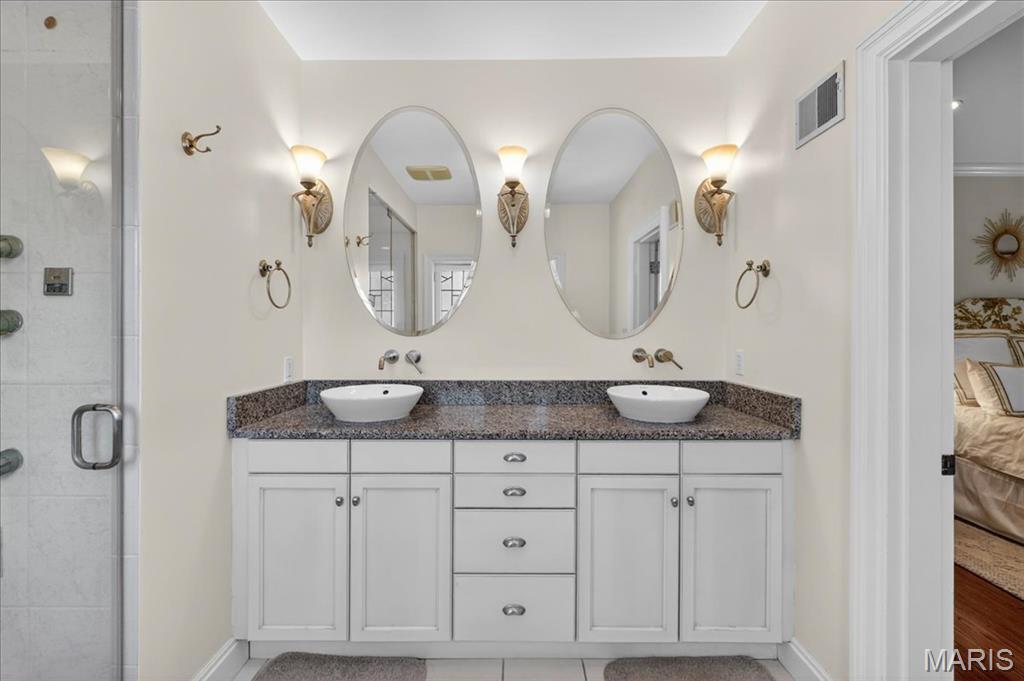 Davis Place - Residential