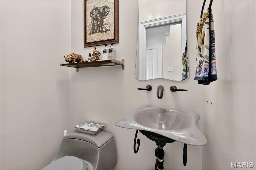 Davis Place - Residential