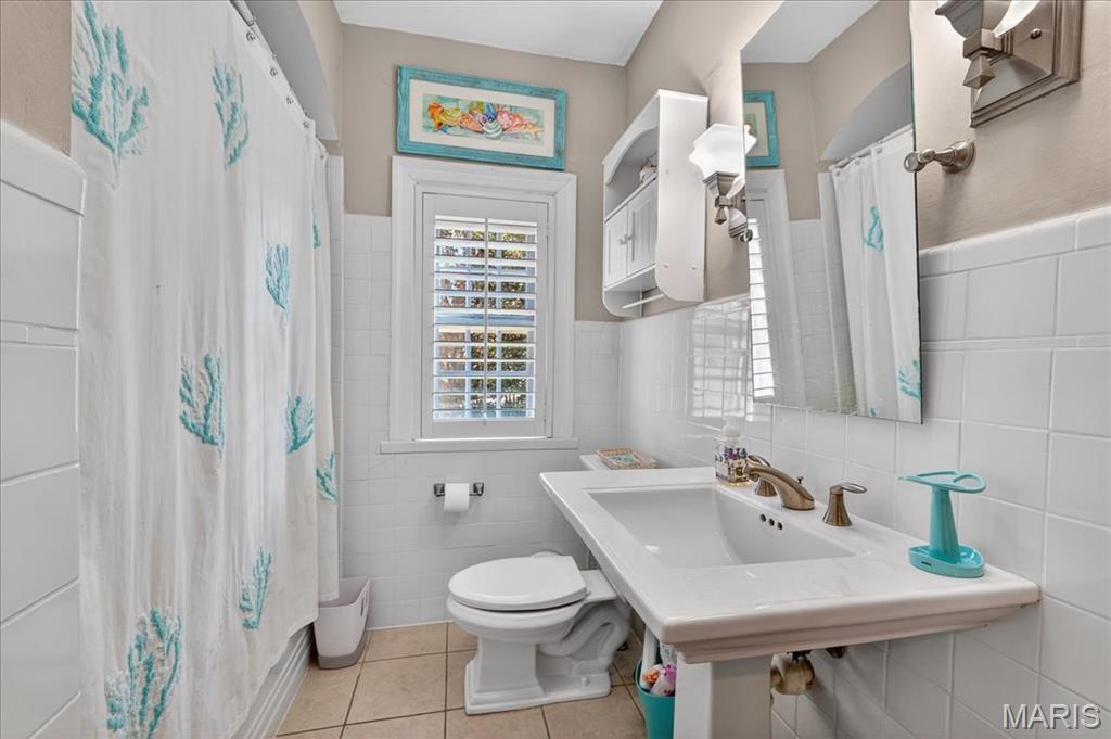 Davis Place - Residential