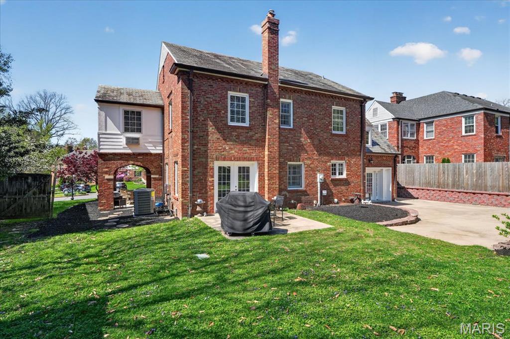 Davis Place - Residential