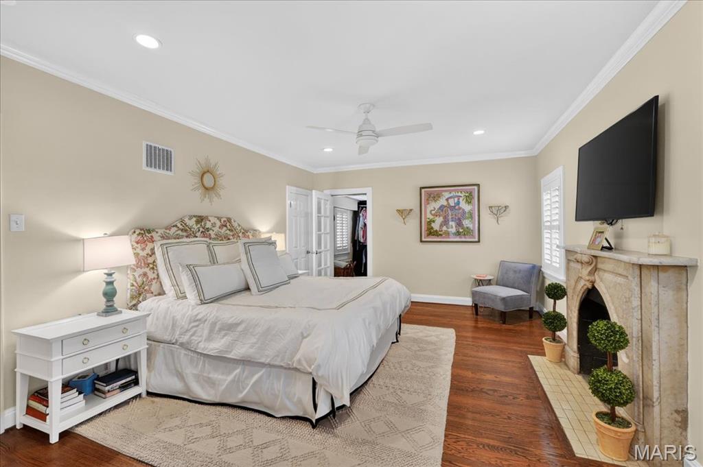 Davis Place - Residential