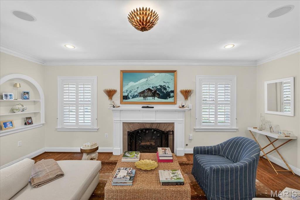 Davis Place - Residential