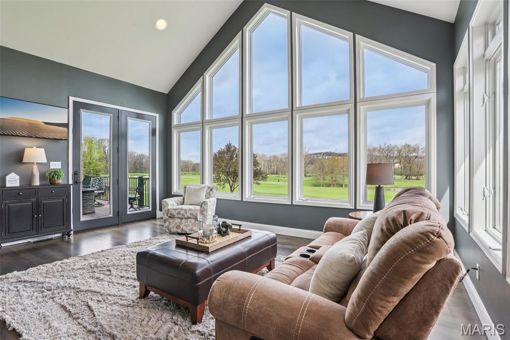 The Knoll At The Legends - Residential