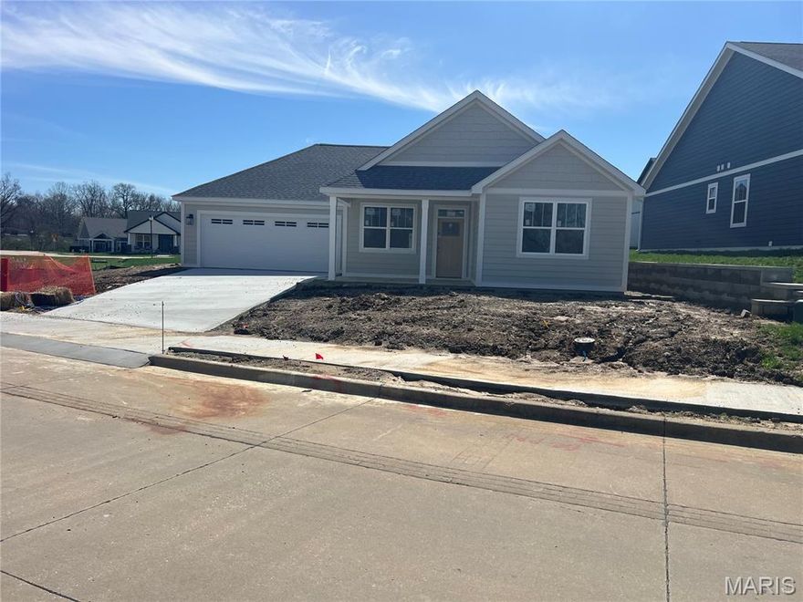 Welcome to effortless living in this beautiful 2-bedroom, 2-bathroom slab home located in Cape Girardeau’s highly desirable Walden Park
neighborhood. The open-concept floor plan features a bright living area that flows perfectly into a kitchen where, if you act quickly, you can still
hand-pick your own custom countertops! Step outside to relax or entertain on your private covered back patio, perfectly extending your living
space outdoors. Offering a spacious primary suite, a versatile second bedroom, and access to fantastic community walking trails, this low maintenance home truly has it all. Don’t miss your unique opportunity to customize the finishing touches and make this absolute gem your own!