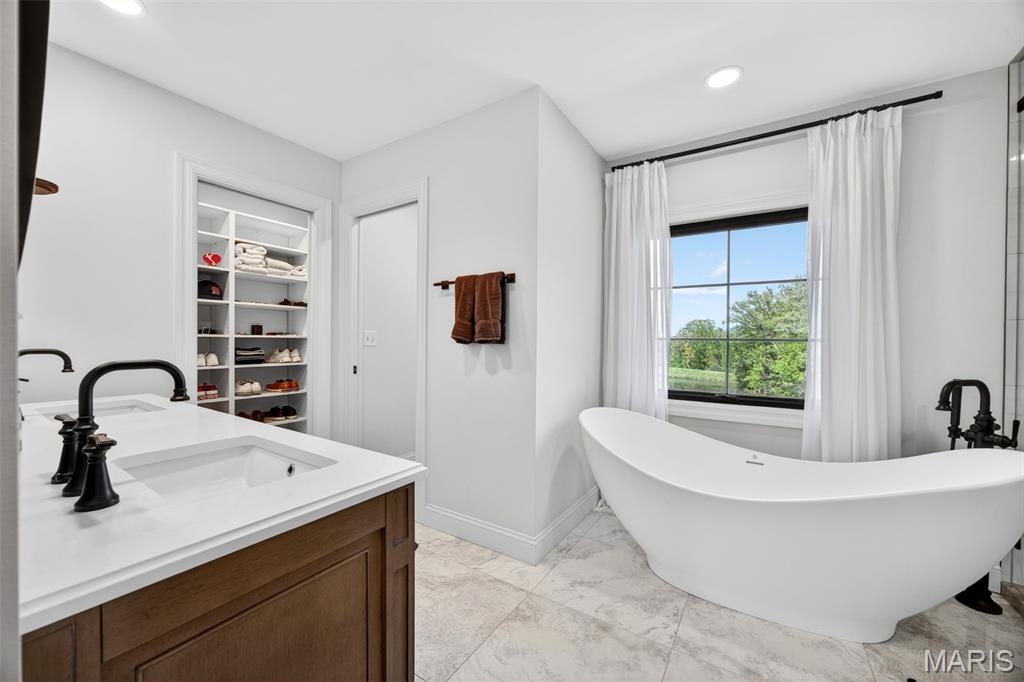 Lakeway - Residential