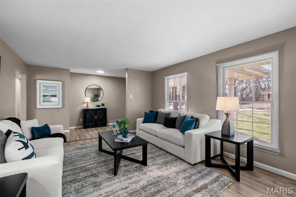 27 Nob Hill Drive
