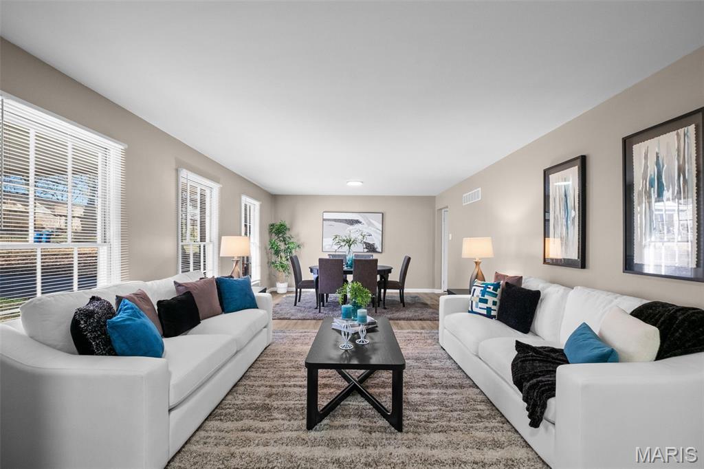 27 Nob Hill Drive