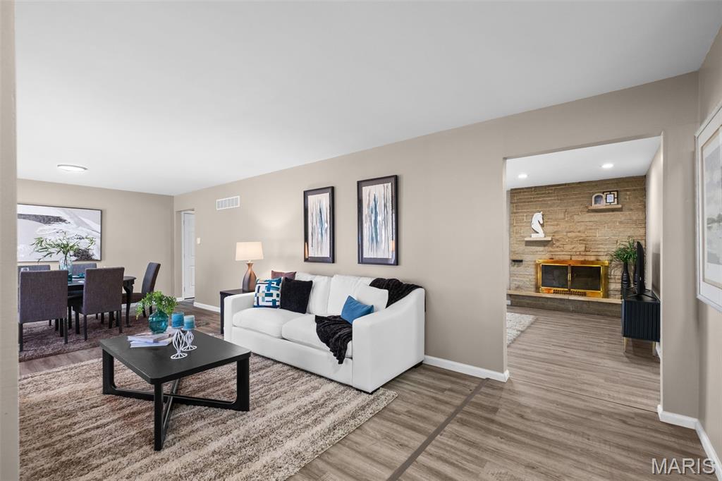27 Nob Hill Drive