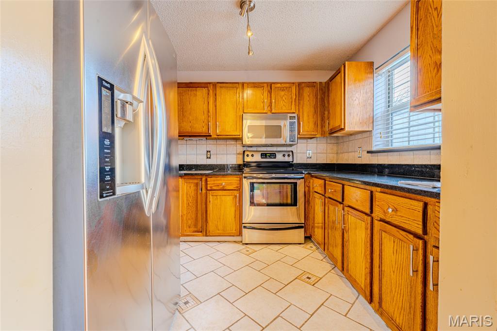 Brentwood Forest Condo Ph Six - Residential