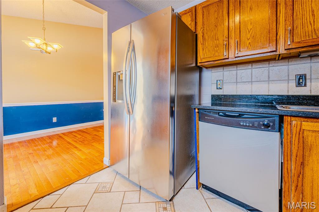 Brentwood Forest Condo Ph Six - Residential