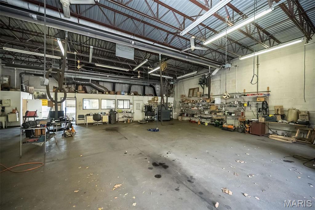 Boulevard Frontage - Commercial Sale