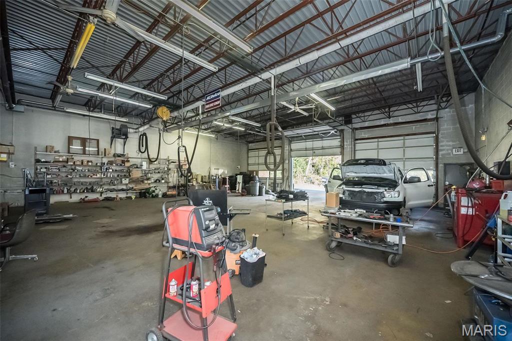 Boulevard Frontage - Commercial Sale