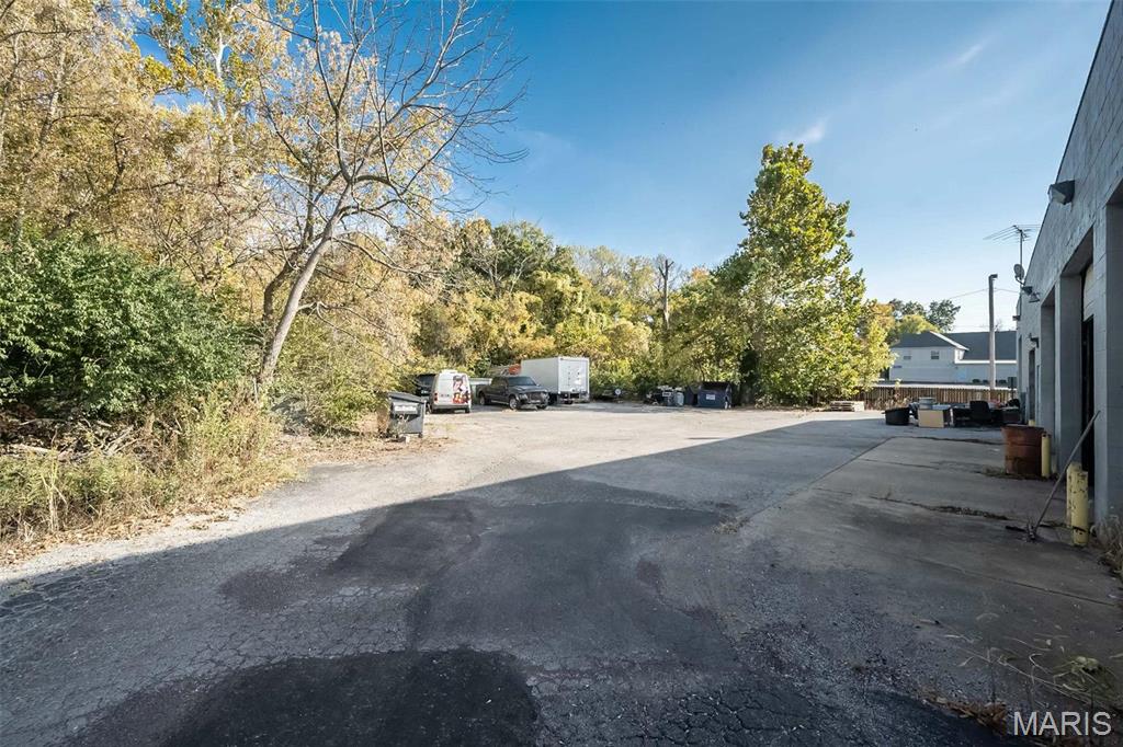 Boulevard Frontage - Commercial Sale