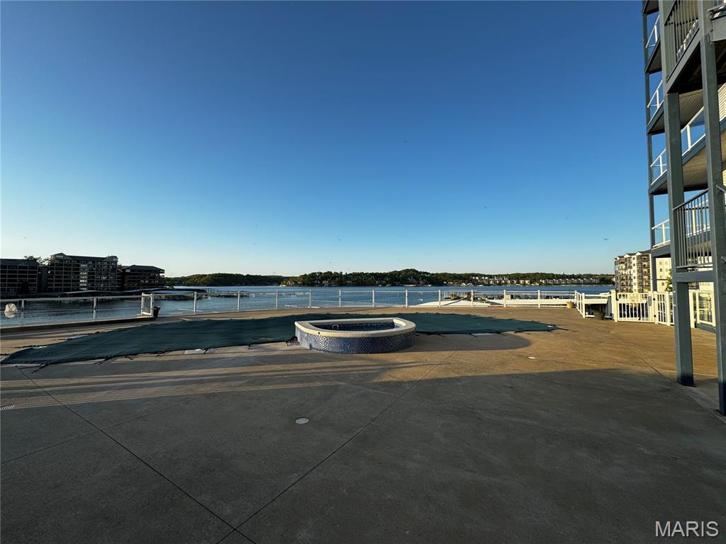 Monarch Cove Condo - Residential