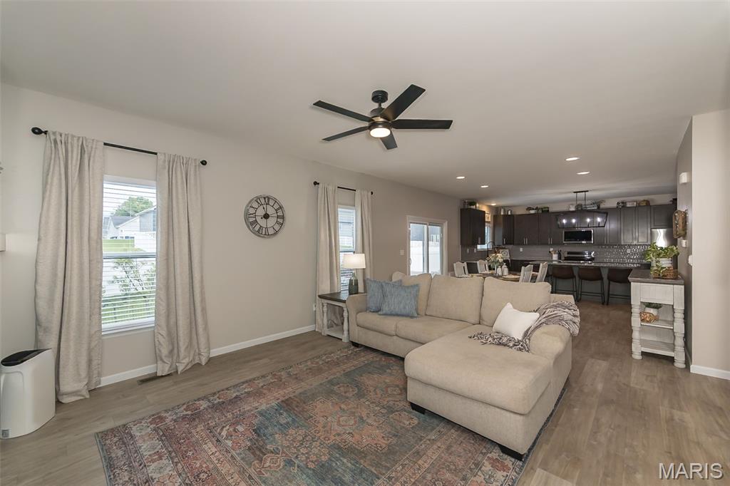 Majestic Lakes - Residential