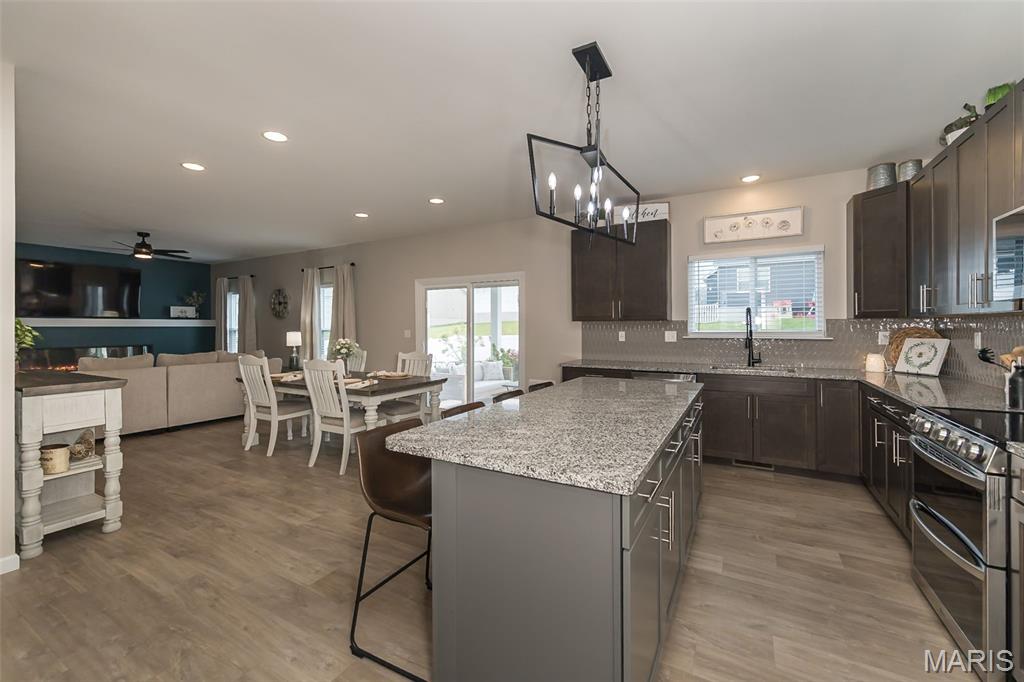 Majestic Lakes - Residential
