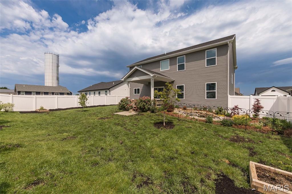 Majestic Lakes - Residential